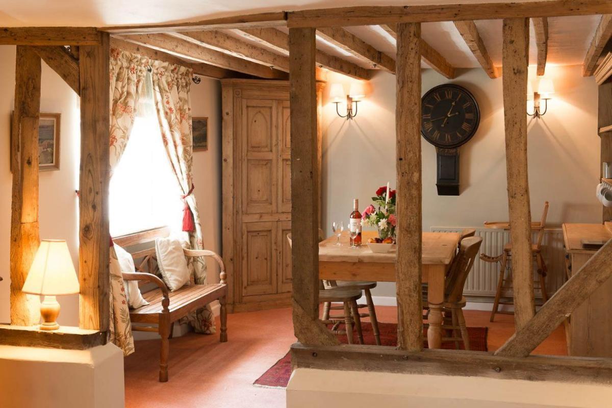 Wren Cottage, A Very Cosy Historic Coastal Cottage In A Pretty Little Village Wickham Market Екстериор снимка