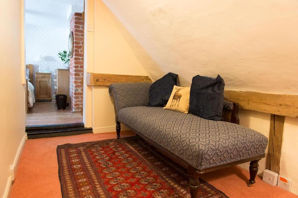 Wren Cottage, A Very Cosy Historic Coastal Cottage In A Pretty Little Village Wickham Market Екстериор снимка